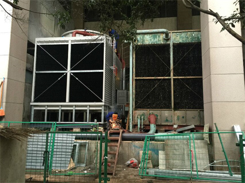 玻璃鋼工藝管道具有耐磨性和耐腐性,玻璃鋼夾砂管工藝